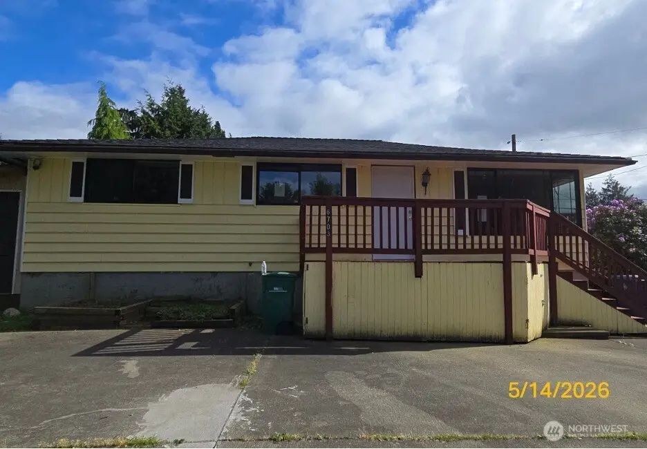 6703 S 120th Street, Seattle, WA 98178 - #1