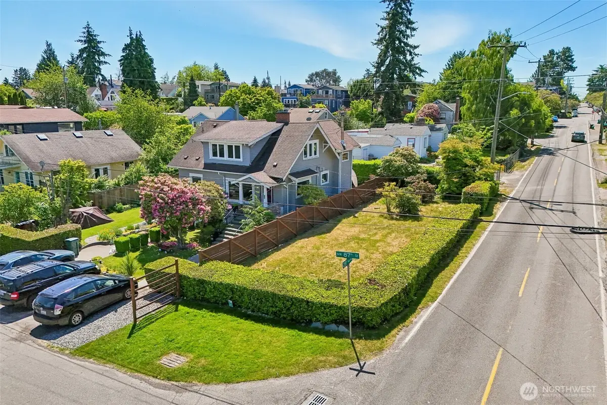8620 28th Avenue Nw, Seattle, WA 98117 - #1