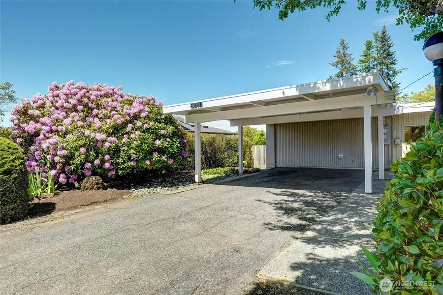 8210 SE 36th Street, Mercer Island, WA 98040 - #2