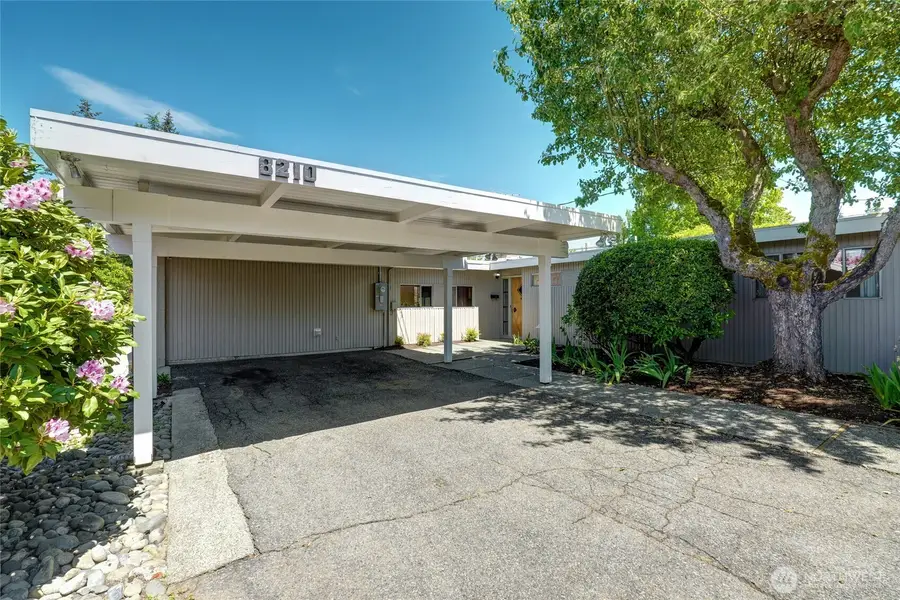 8210 SE 36th Street, Mercer Island, WA 98040 - #3