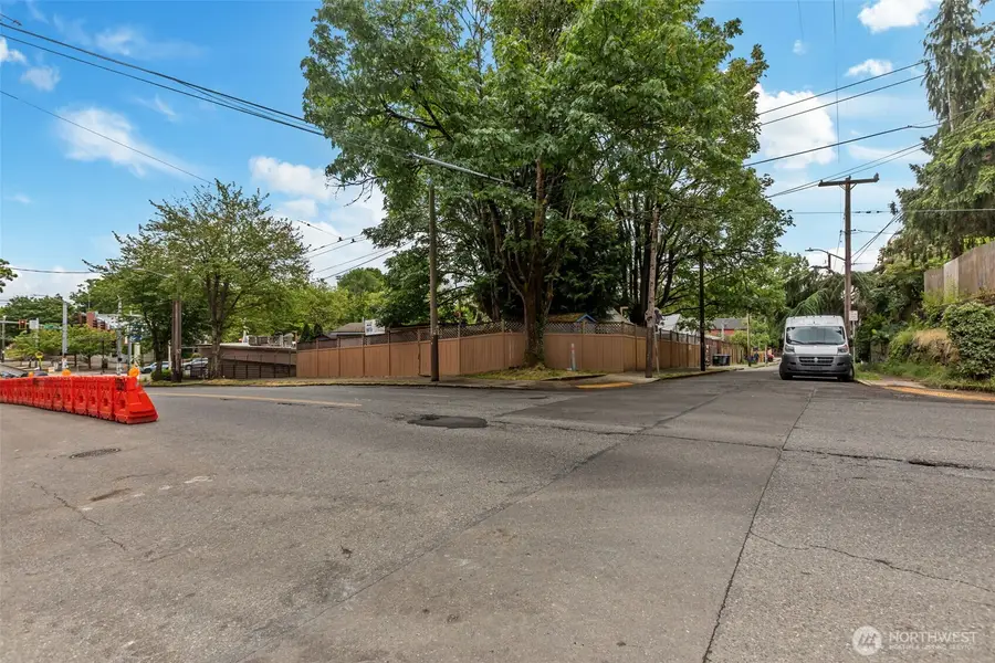 612 22nd Avenue, Seattle, WA 98122 - #2