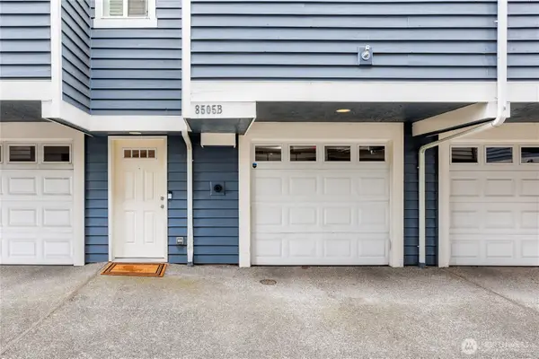 8505 Midvale Avenue N #B, Seattle, WA 98103