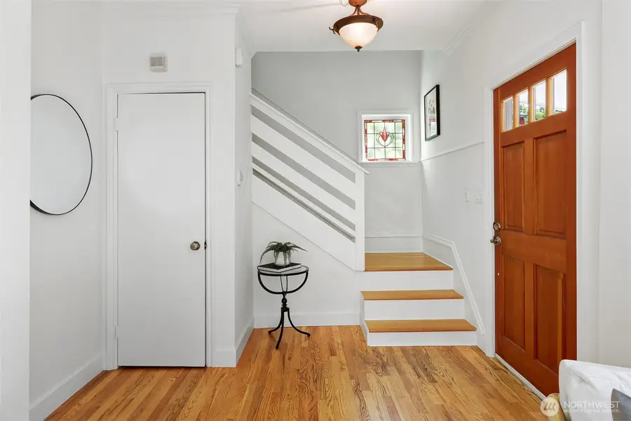 502 32nd Avenue, Seattle, WA 98122 - #3