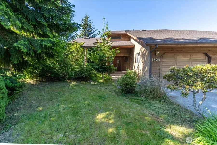 1624 W Fourteenth Street, Port Angeles, WA 98363 - #3