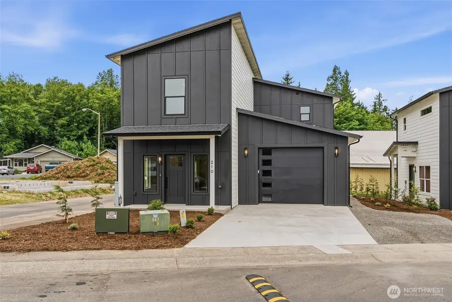 210 Glengate Street, Cathlamet, WA 98612 - #2