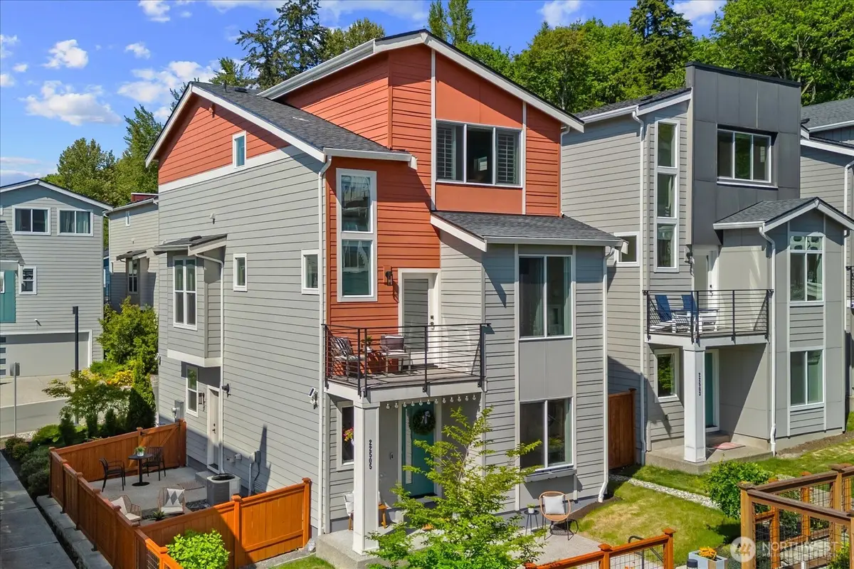 22505 70th Place W, Mountlake Terrace, WA 98043 - #1