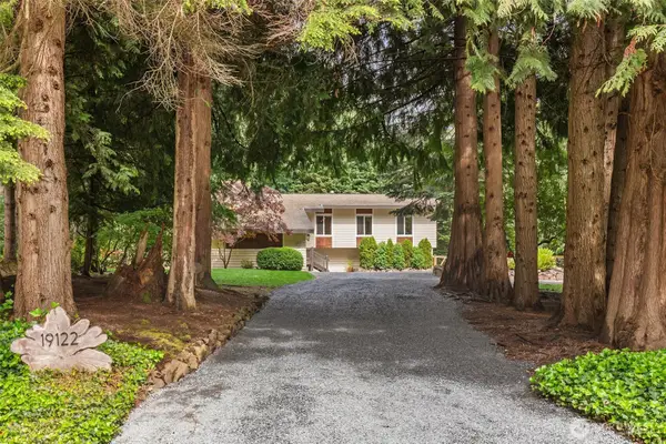 19122 181st Avenue Ne, Woodinville, WA 98077