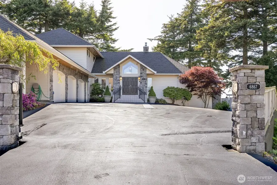 6867 Holeman Avenue, Blaine, WA 98230 - #3