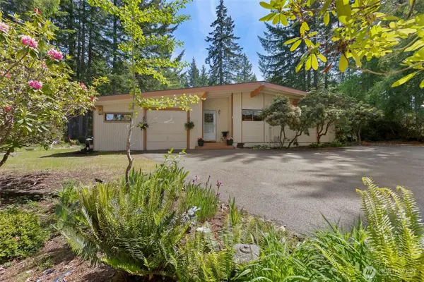 91 E Jack Pine Lane, Union, WA 98592