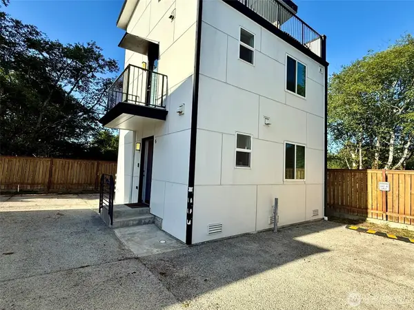 890 Magellan Avenue Ne #6, Ocean Shores, WA 98569