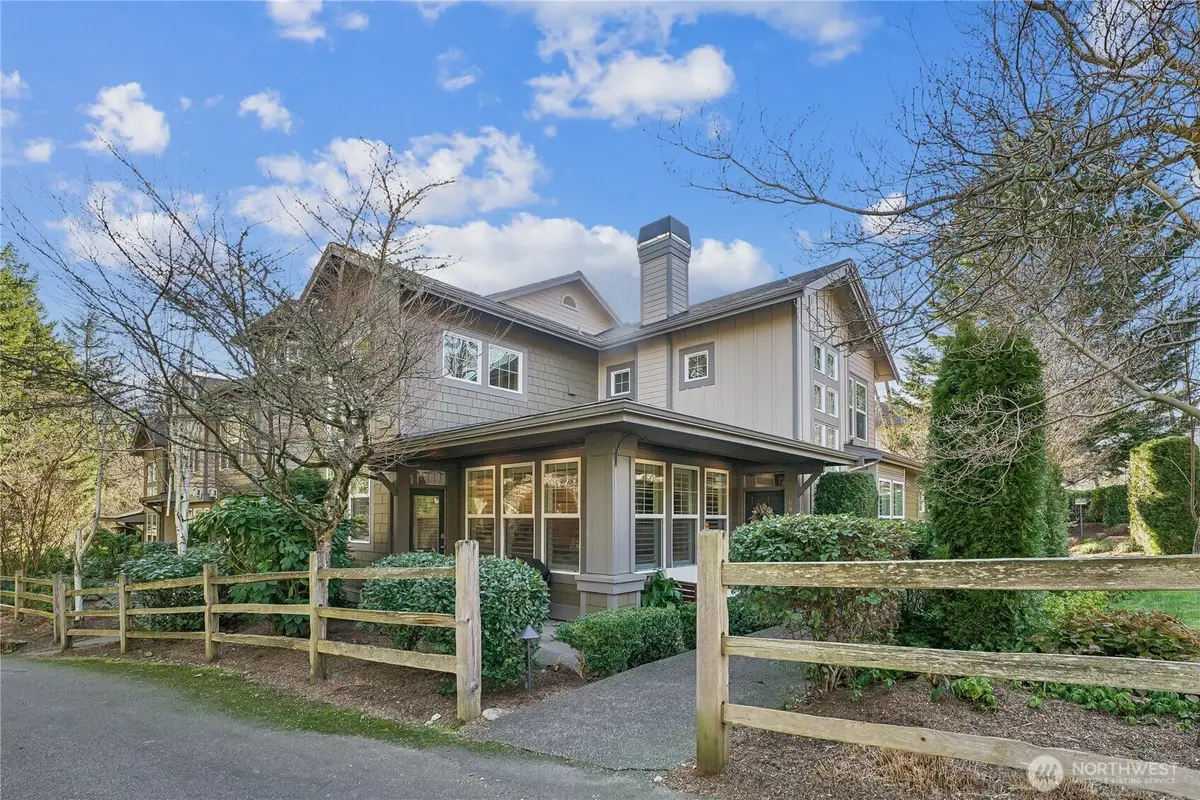 7704 Fairway Avenue Se #601, Snoqualmie, WA 98065 - #1