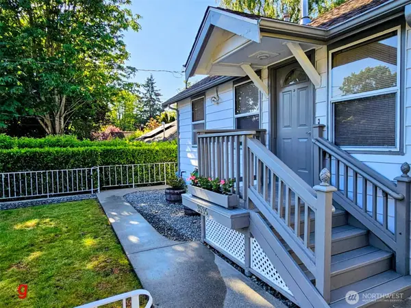 3536 SW Monroe Street, Seattle, WA 98126