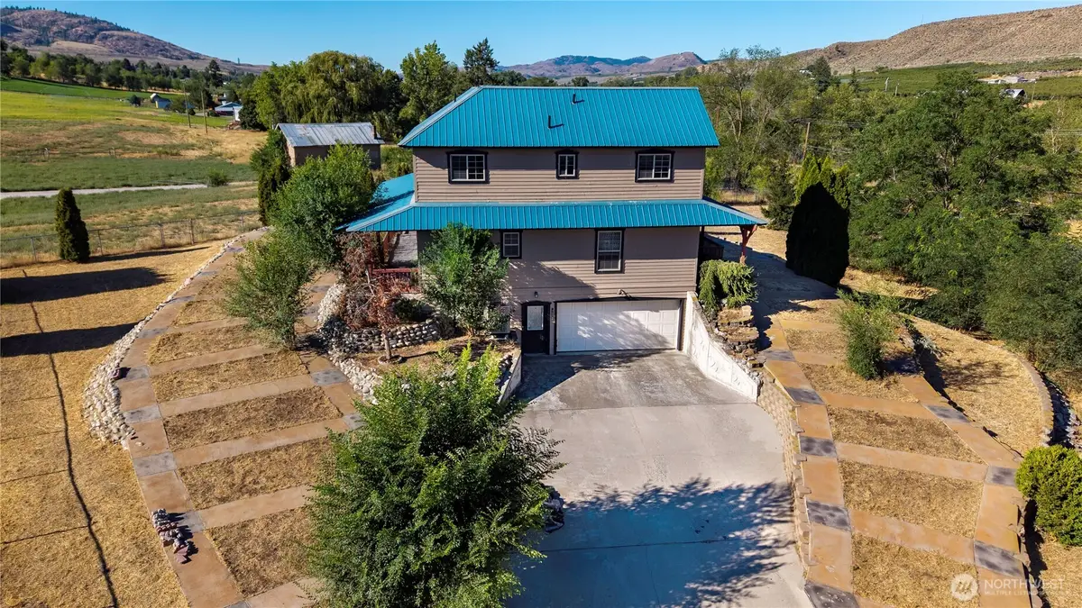 6 Orchard Loop S., Tonasket, WA 98855 - #1