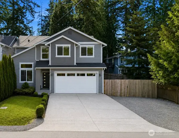 12102 10th Drive Se #B, Everett, WA 98208