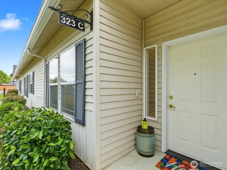 323 N Laventure Road #C, Mount Vernon, WA 98273 - #3
