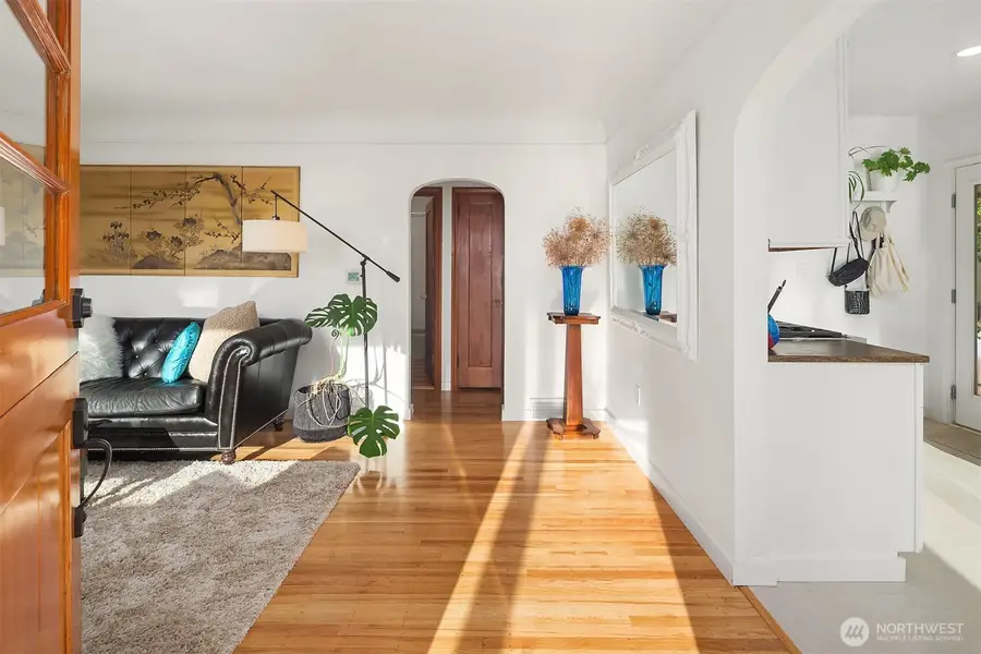 9326 California Avenue Sw, Seattle, WA 98136 - #2