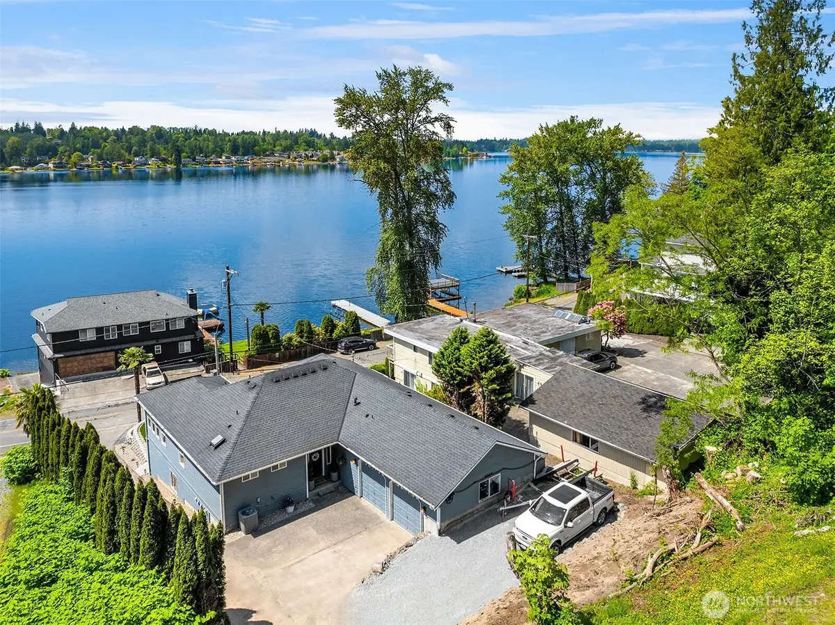 423 S Lake Stevens Road, Lake Stevens, WA 98258 - #1