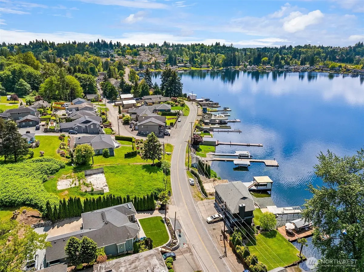 418 S Lake Stevens Road, Lake Stevens, WA 98258 - #1