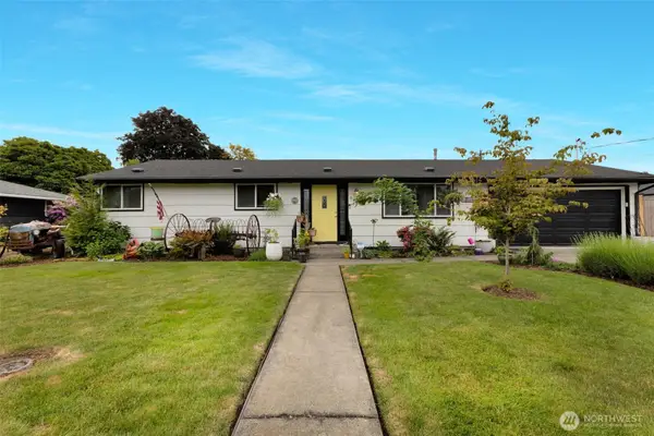 608 10th Avenue Se, Puyallup, WA 98372