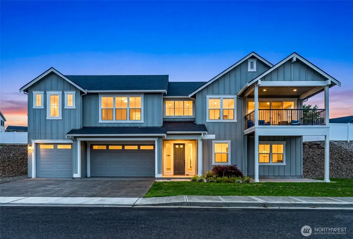 661 S Juli Avenue, East Wenatchee, WA 98802 - #1