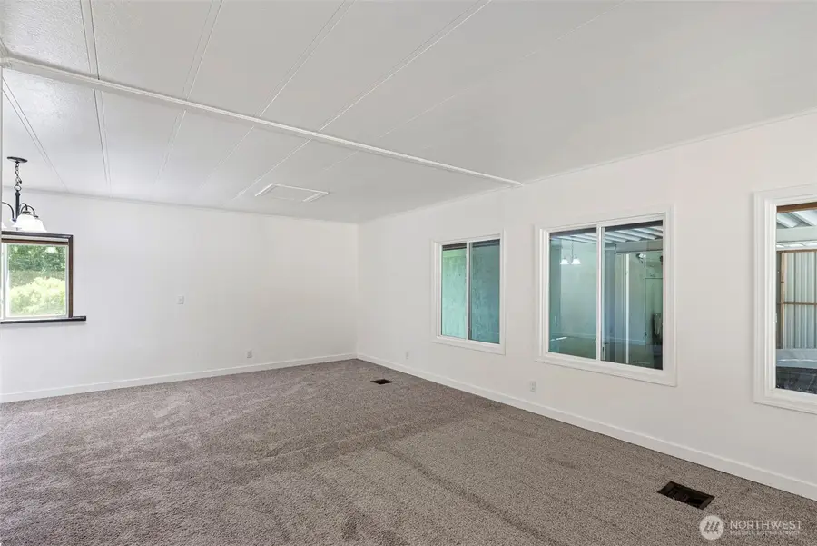 940 Yoder Lane Ne, Bremerton, WA 98311 - #3
