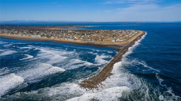 1443 Ocean Shores Boulevard Sw #302, Ocean Shores, WA 98569