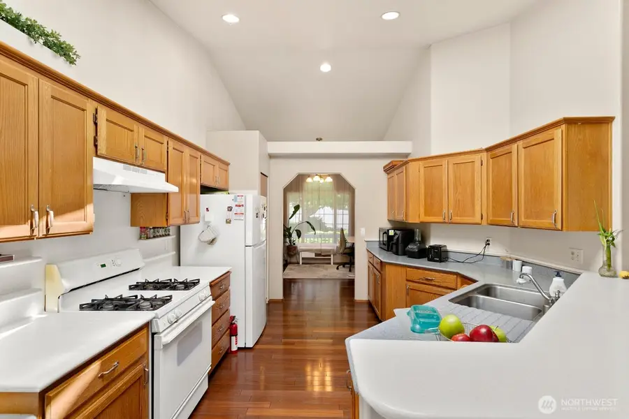 3305 48th Street Ne, Tacoma, WA 98422 - #3