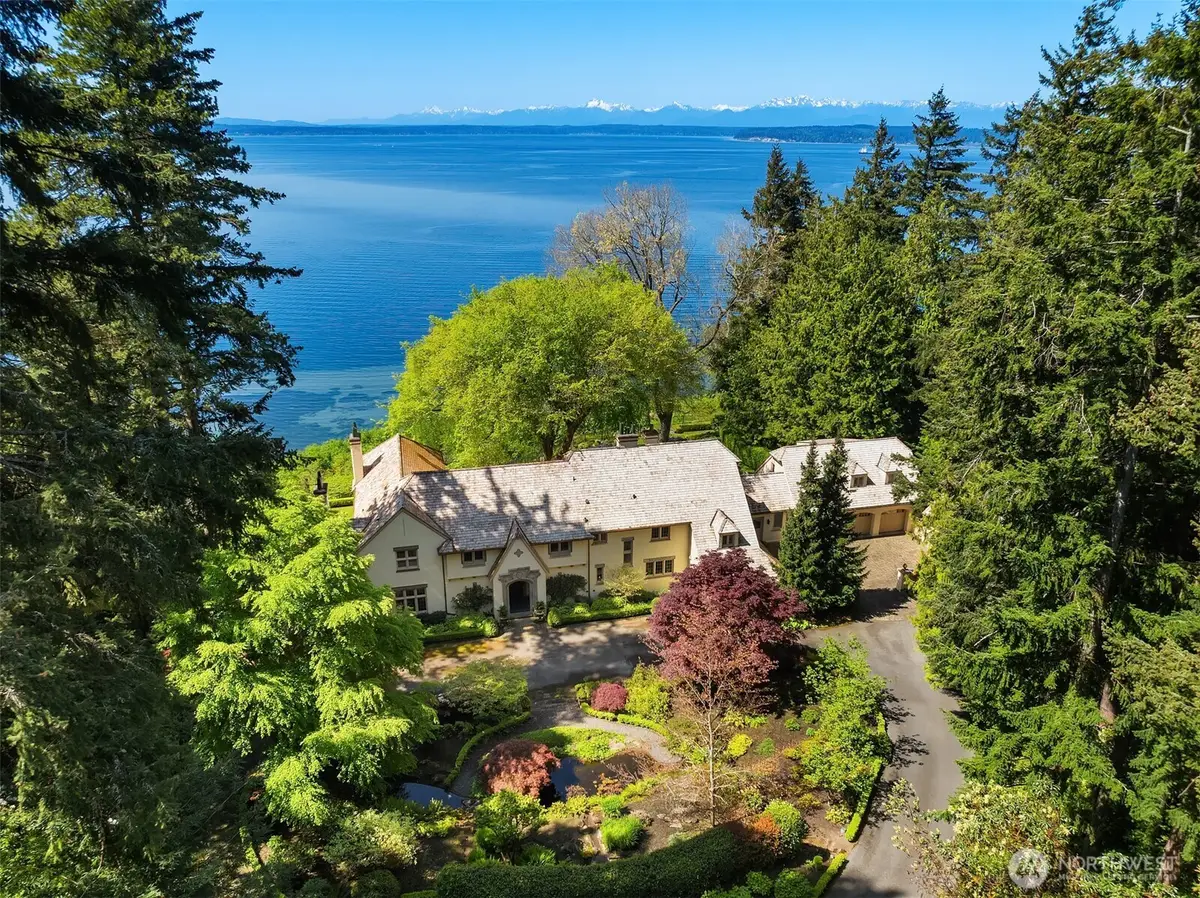 83 Olympic Drive Nw, Shoreline, WA 98177 - #1