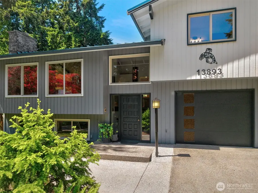 13893 John Street Ne, Bainbridge Island, WA 98110 - #2