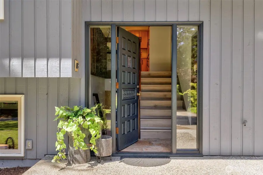 13893 John Street Ne, Bainbridge Island, WA 98110 - #3