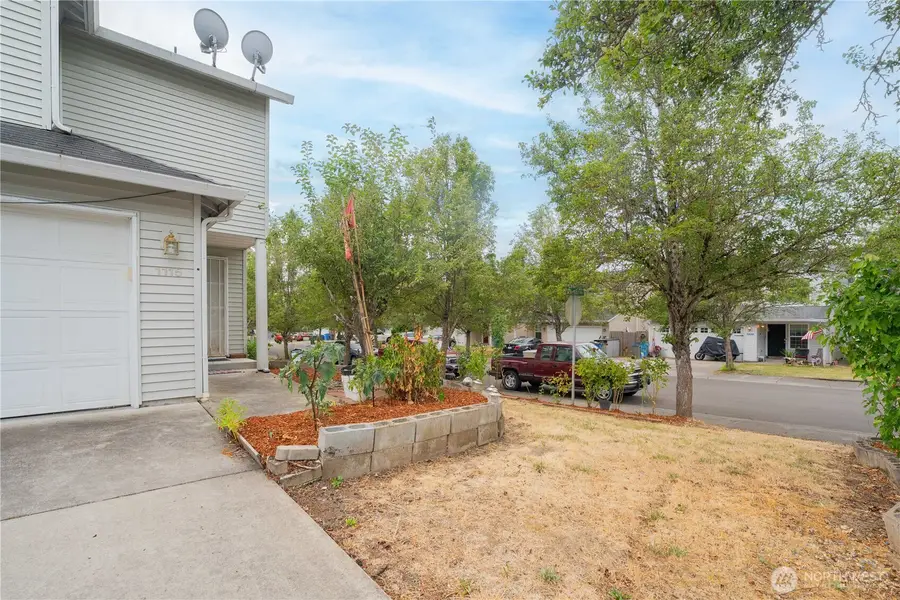 1115 W 33rd Way, Vancouver, WA 98660 - #3