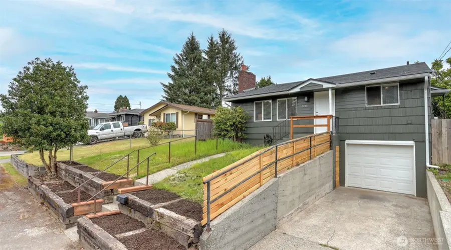 7039 S L Street, Tacoma, WA 98408 - #2