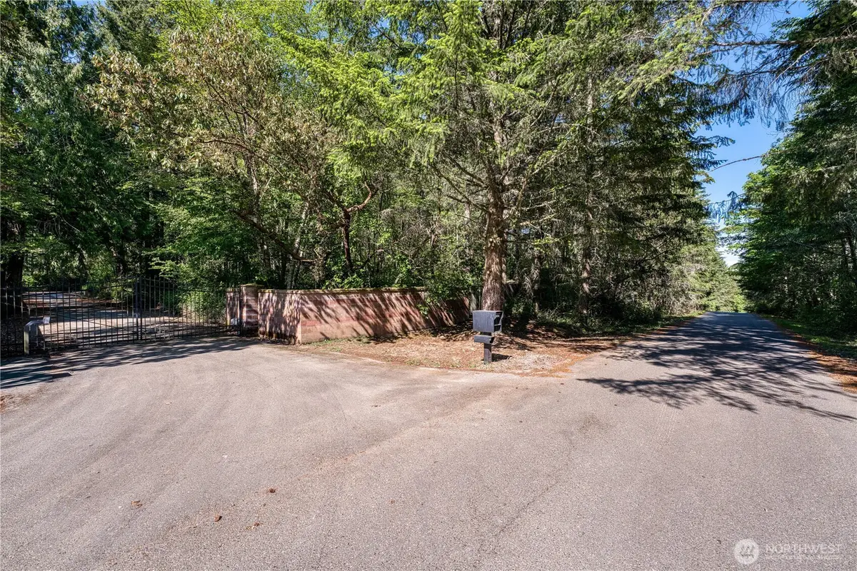 20116 9th Street Sw, Lakebay, WA 98349 - #1