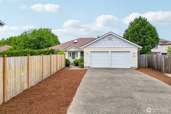 11110 SE 219th Place, Kent, WA 98031