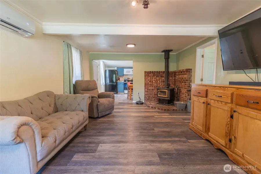 621 S First Street, Toledo, WA 98591 - #2