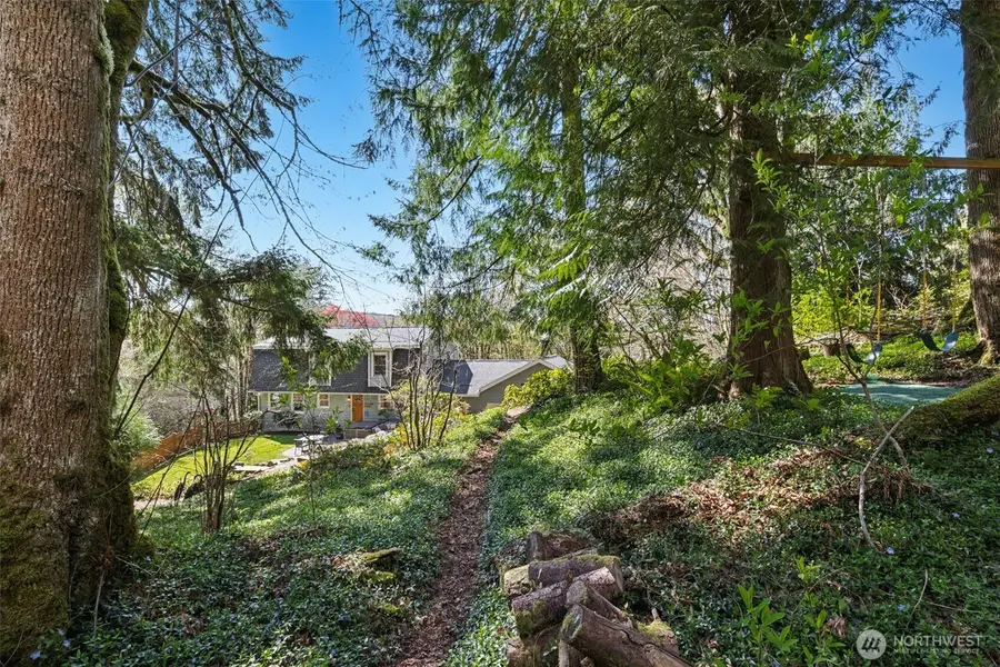 7238 Lakemont Boulevard Se, Bellevue, WA 98006 - #2