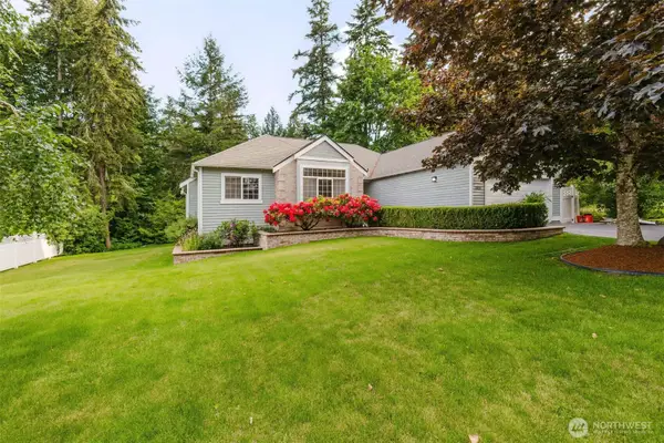 2031 NE Marina Vista Court, Poulsbo, WA 98370
