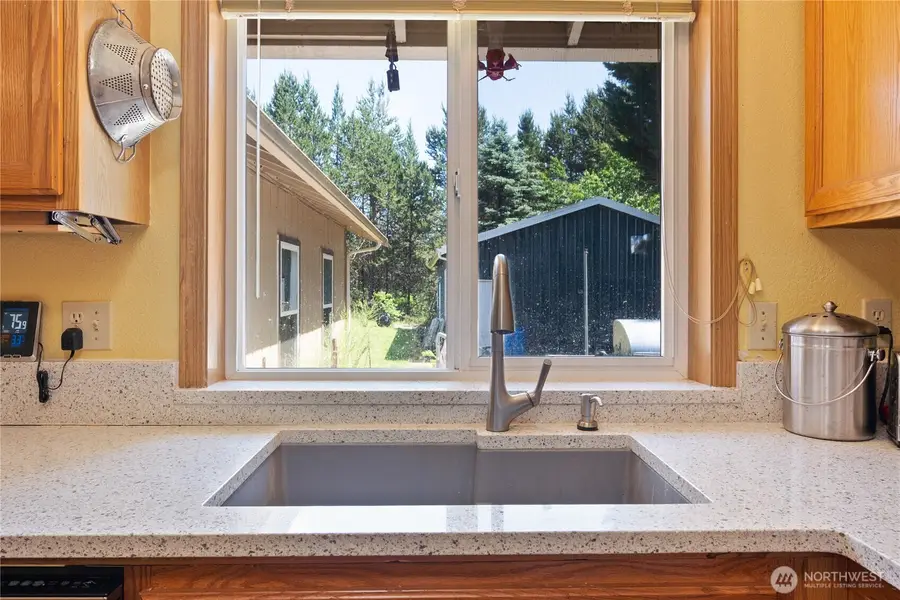 70 E Sycamore Place, Shelton, WA 98584 - #3