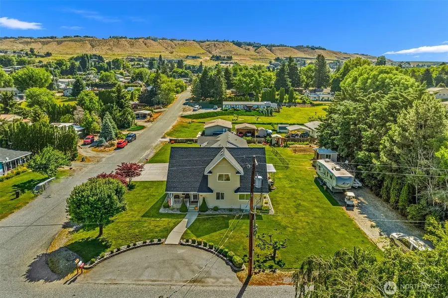 2509 NW Boston Avenue, East Wenatchee, WA 98802 - #3