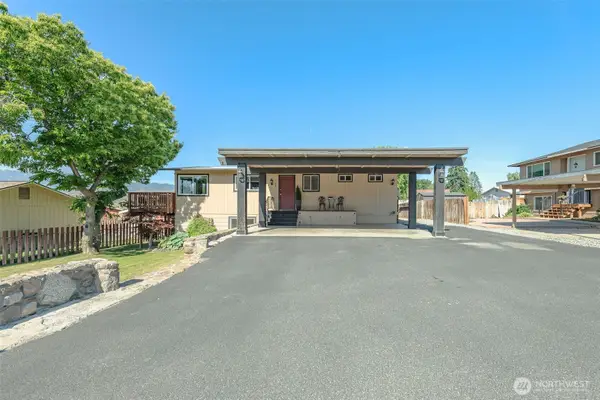 702 N Lyle Avenue, East Wenatchee, WA 98802