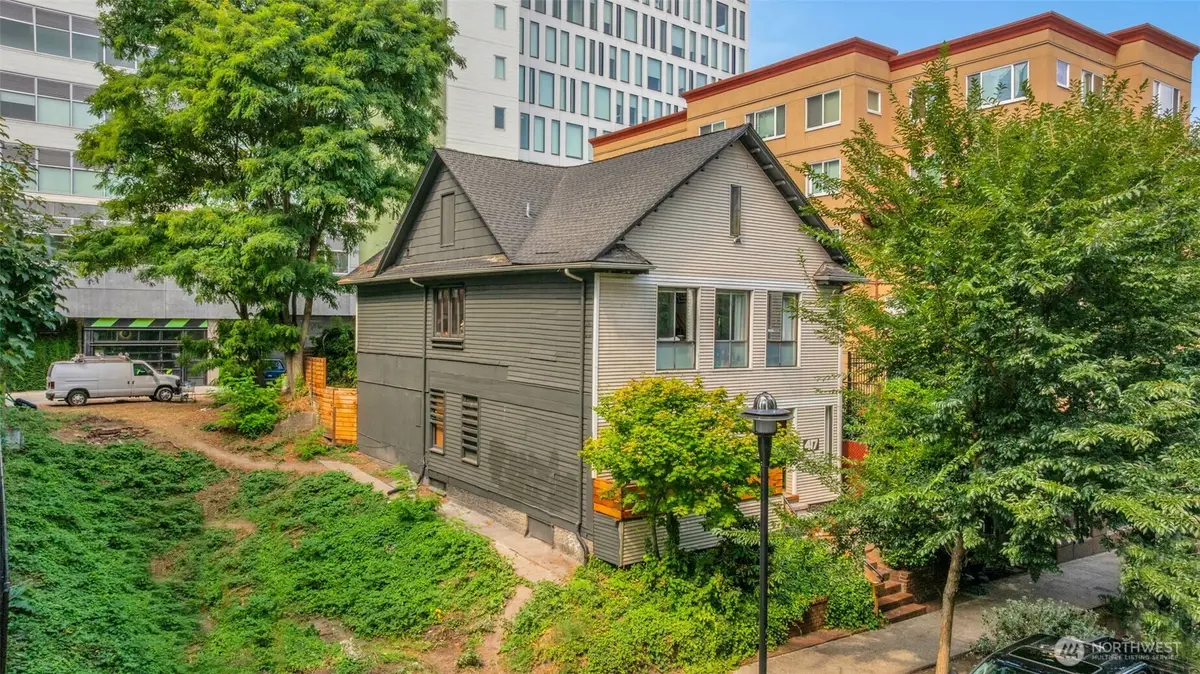 417 Minor Avenue N, Seattle, WA 98109 - #1