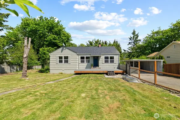 307 4th Street, Steilacoom, WA 98388