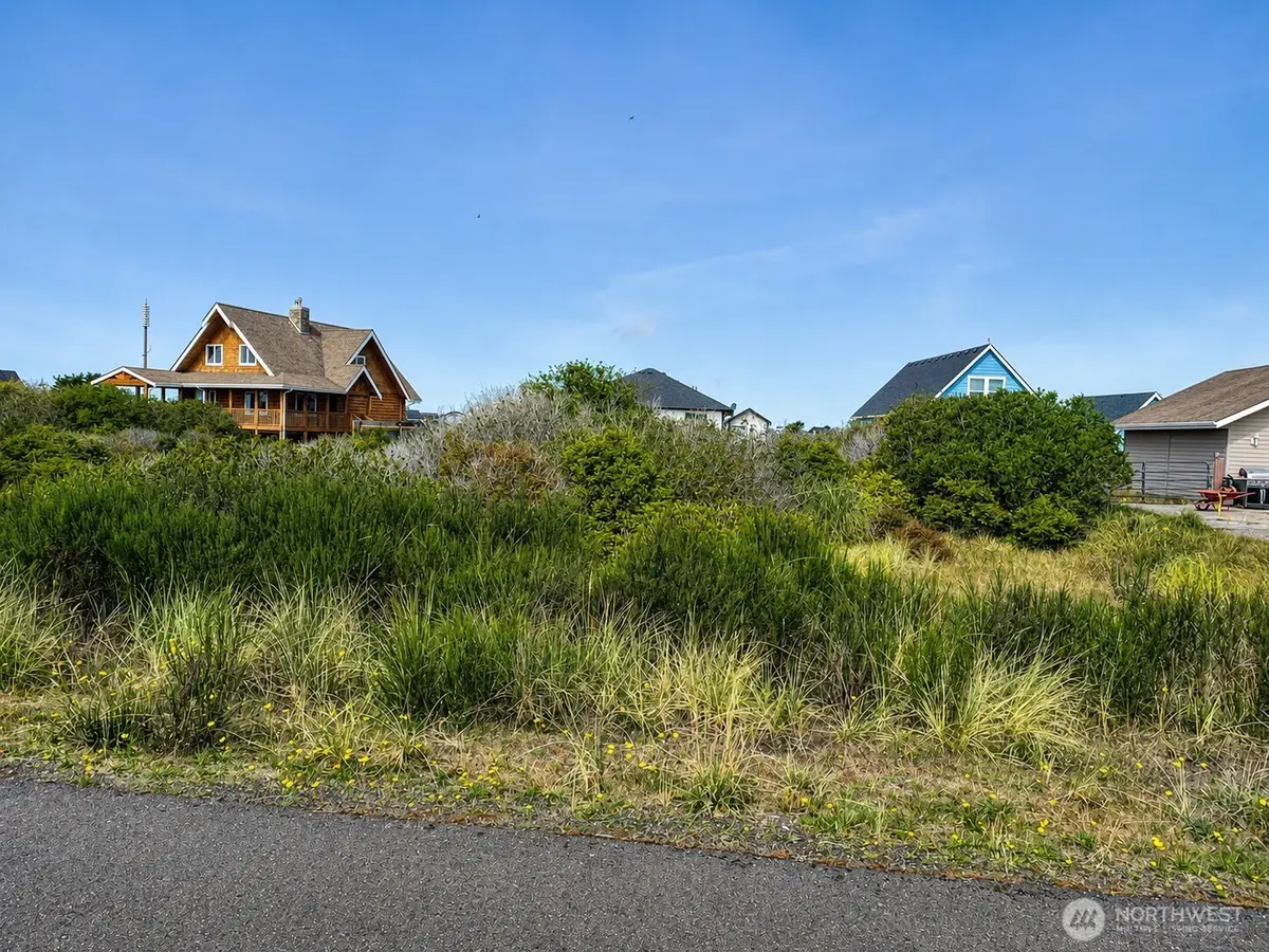 420 S Bel Air Loop Sw #8, Ocean Shores, WA 98569 - #1