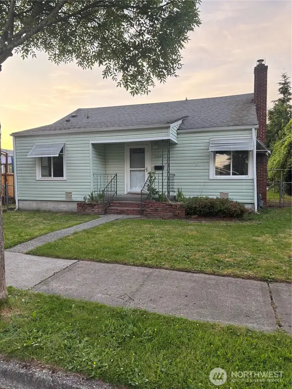 1509 Everett St Street, Sumner, WA 98390
