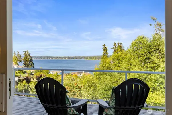 10566 Ogle Road Ne, Poulsbo, WA 98370