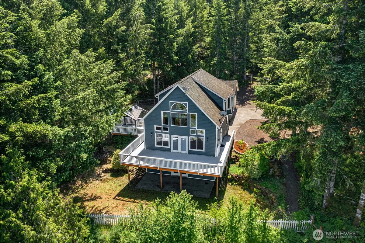 110 E Glacier Crest Road, Grapeview, WA 98546 - #1