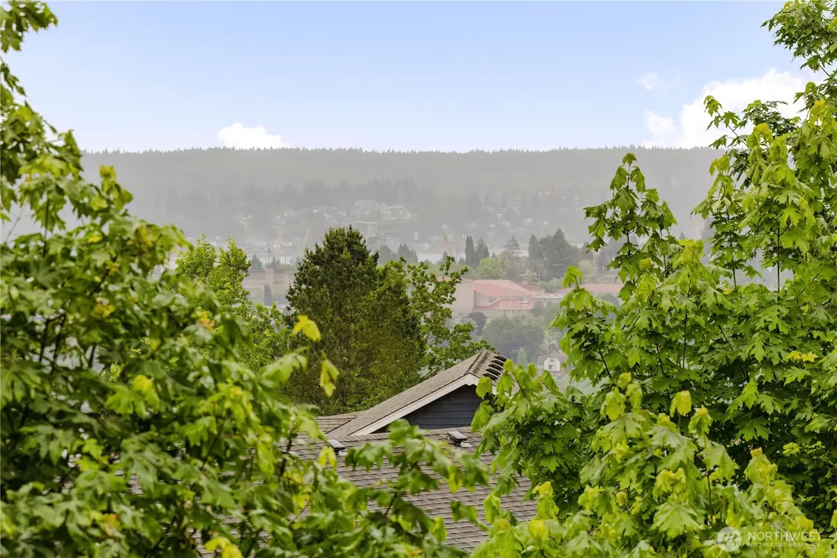 3400 Narrows View Lane Ne #104, Bremerton, WA 98310 - #1