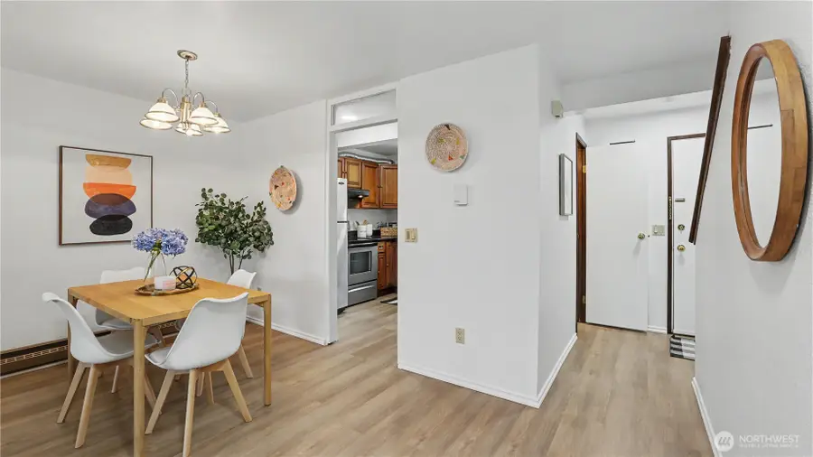 12517 SE 30th Street, Bellevue, WA 98005 - #2