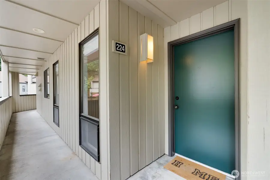 10819 NE 37th Place #224, Bellevue, WA 98004 - #3