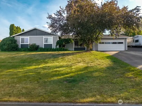 1607 W 46th Avenue, Kennewick, WA 99337